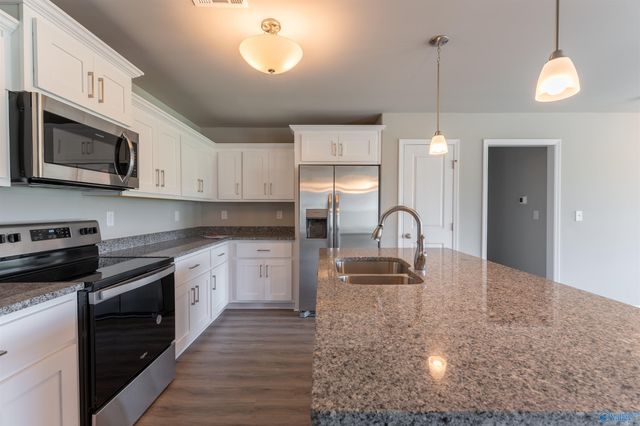 118 Ocean Springs Avenue, Toney, AL 35773