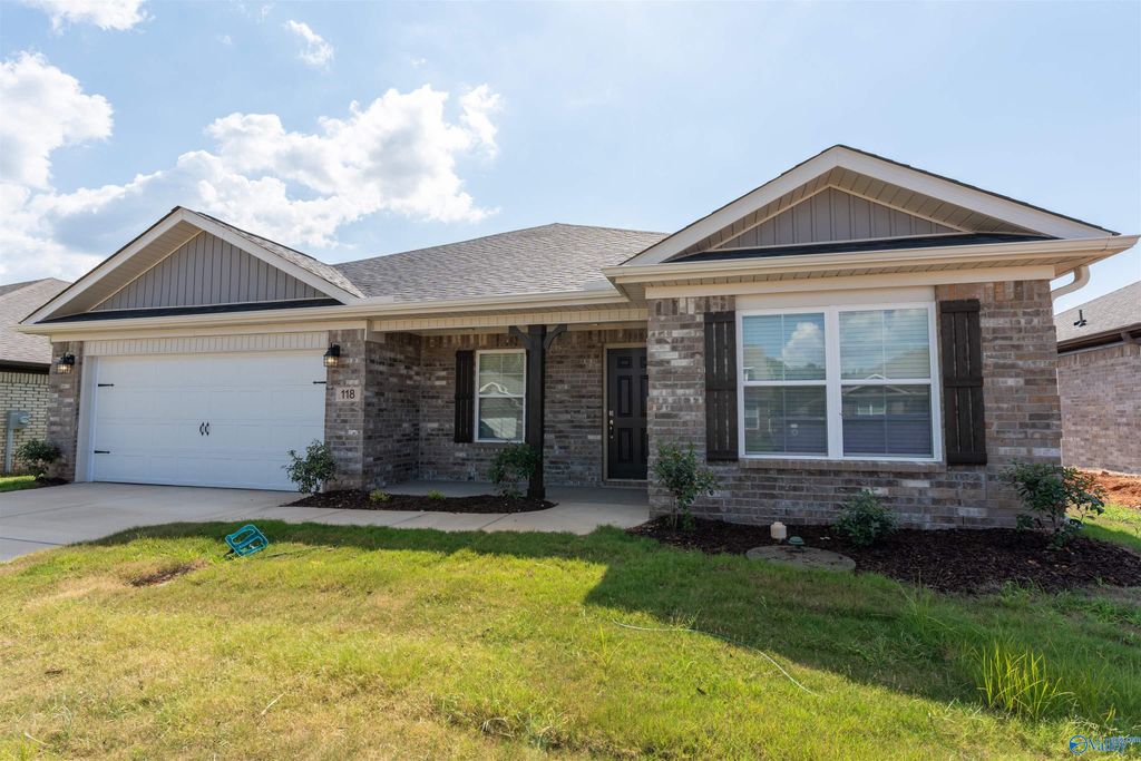 118 Ocean Springs Avenue, Toney, AL 35773