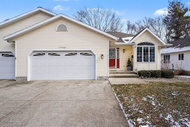 17010 Grandview Drive 19, Spring Lake, MI 49456