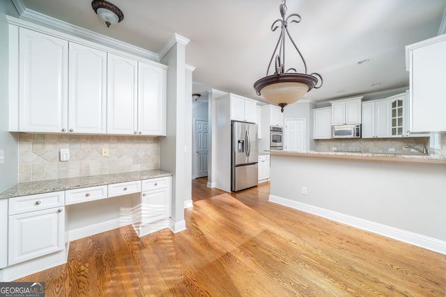 850 Highcrest Drive, Acworth, GA 30101