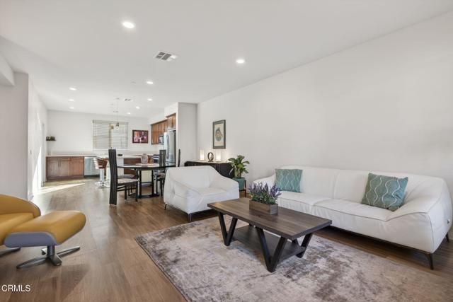 374 Serra Street, Camarillo, CA 93010