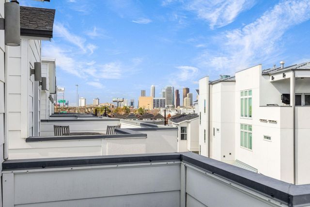 3012 Markle Drive, Houston, TX 77003