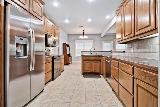 2 Brighstone Lane, Bella Vista, AR 72715