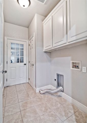 2 Brighstone Lane, Bella Vista, AR 72715
