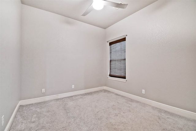 2 Brighstone Lane, Bella Vista, AR 72715
