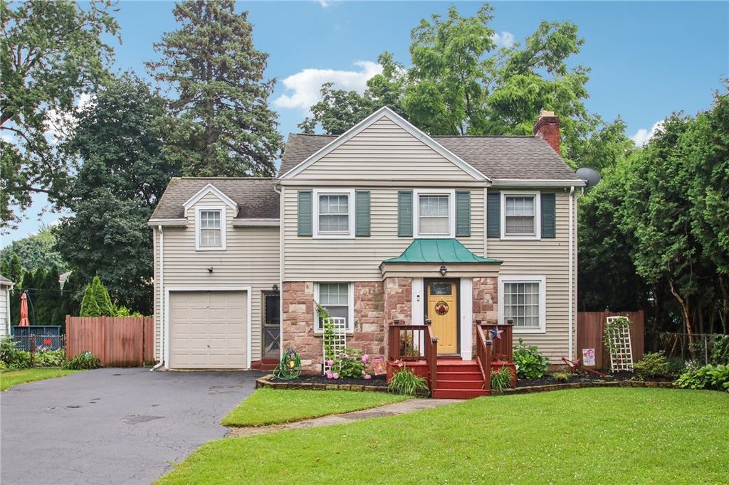 38 Kiniry Drive, Irondequoit, NY 14609