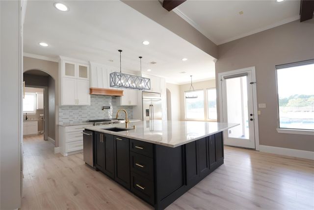 32726 Tall Oaks Way, Magnolia, TX 77354