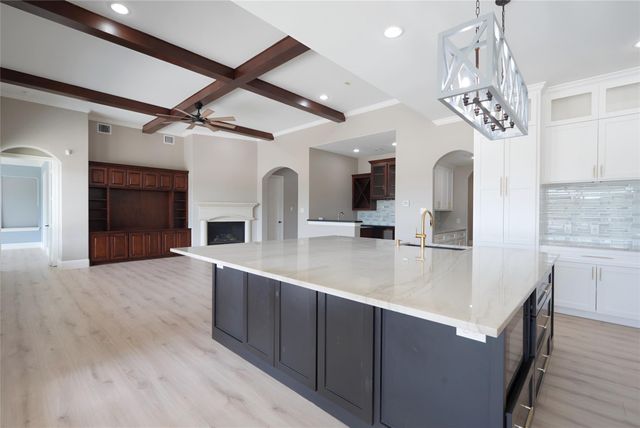 32726 Tall Oaks Way, Magnolia, TX 77354