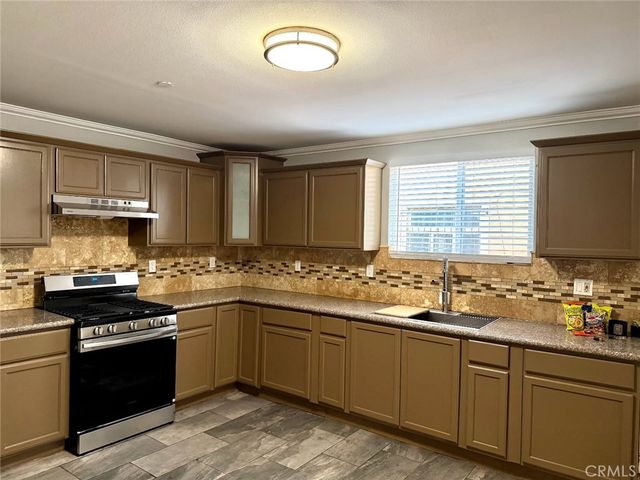 145 E 36th, Los Angeles, CA 90011