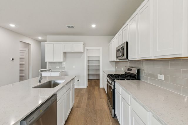 2445 Rembrandt Drive, Waxahachie, TX 75165