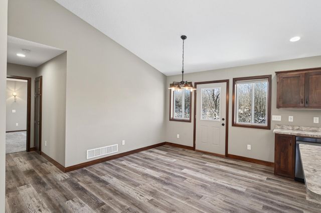 25882 101st Street NW, Zimmerman, MN 55398