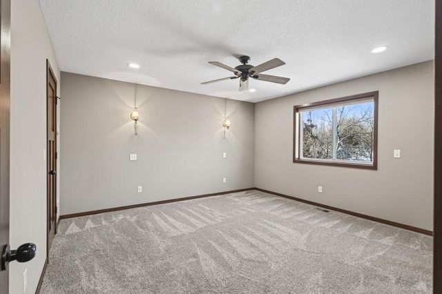 25882 101st Street NW, Zimmerman, MN 55398