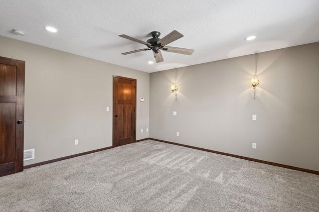 25882 101st Street NW, Zimmerman, MN 55398