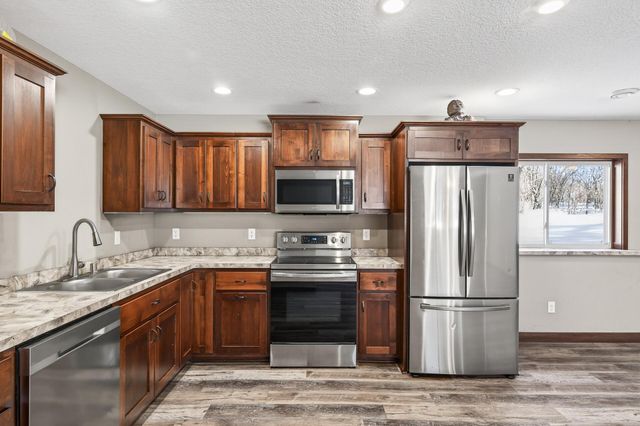 25882 101st Street NW, Zimmerman, MN 55398