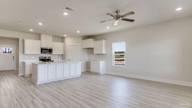 4691 Eider Rd, Pace, FL 32571