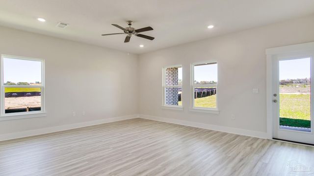 4691 Eider Rd, Pace, FL 32571