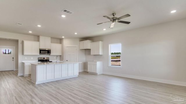 4691 Eider Rd, Pace, FL 32571