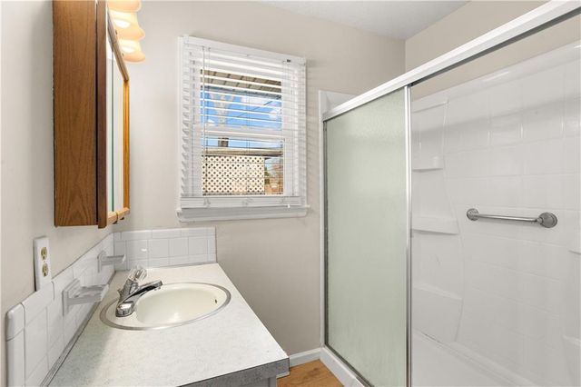 303 SW 5th Street, Blue Springs, MO 64014