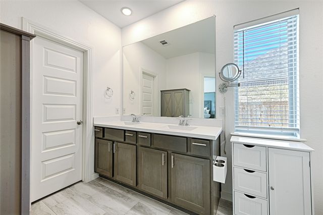3501 Hunter Street, Aubrey, TX 76227