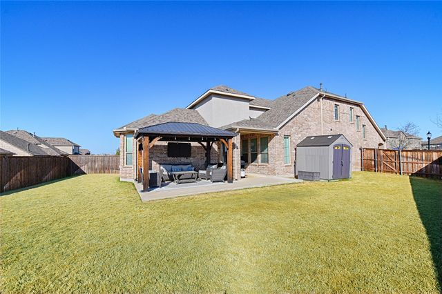 3501 Hunter Street, Aubrey, TX 76227