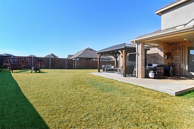 3501 Hunter Street, Aubrey, TX 76227