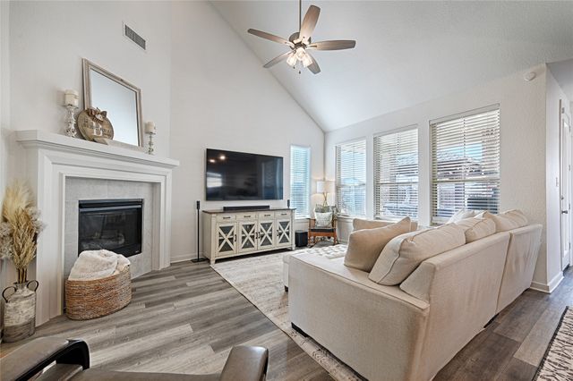 3501 Hunter Street, Aubrey, TX 76227