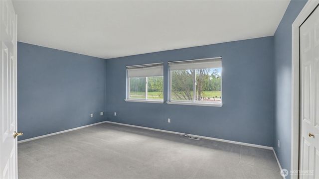 18637 172nd Place SE, Renton, WA 98058