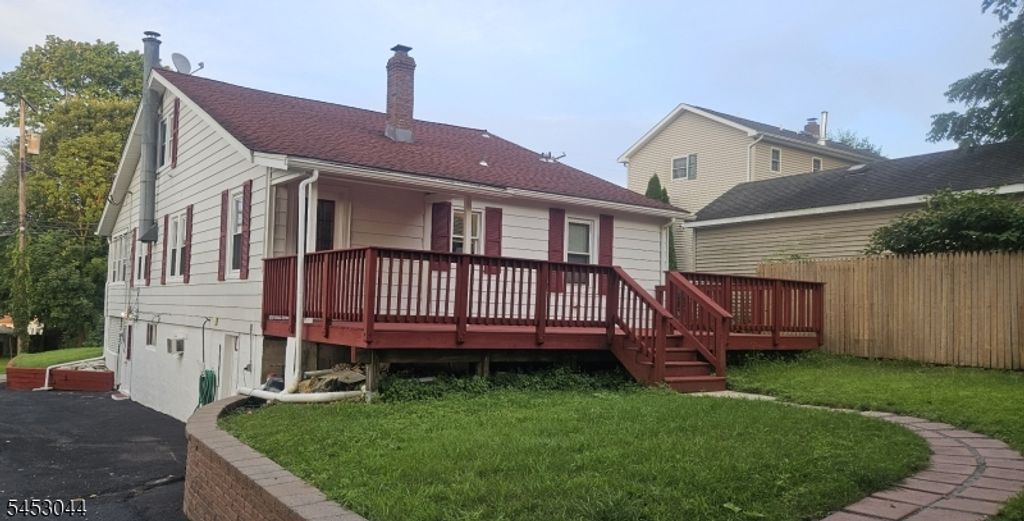 34 Outlook Ave, Mount Olive Twp., NJ 07828 — photo 2