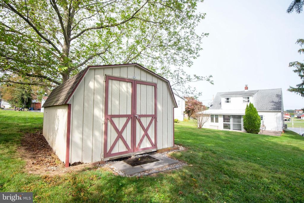350 COLLEGE BLVD, Kutztown, PA 19530