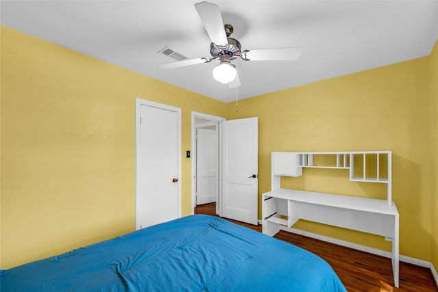 115 Whiting Street, Galveston, TX 77550
