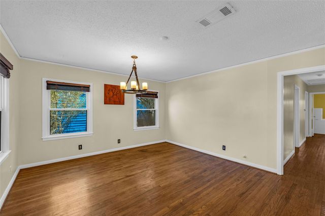 115 Whiting Street, Galveston, TX 77550