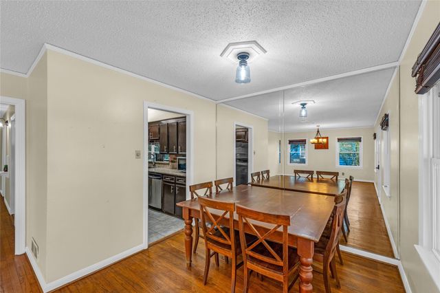 115 Whiting Street, Galveston, TX 77550