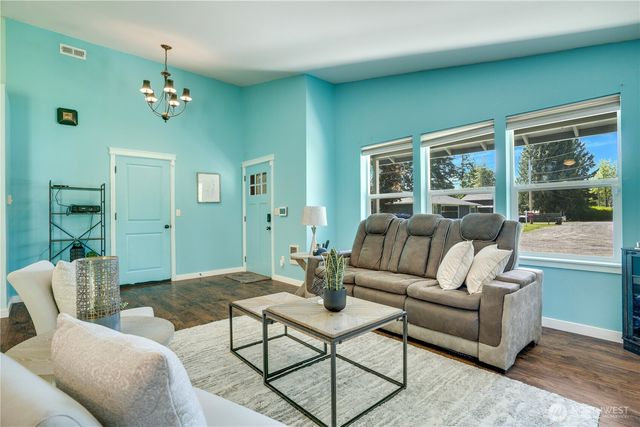 17403 79th Avenue E, Puyallup, WA 98375