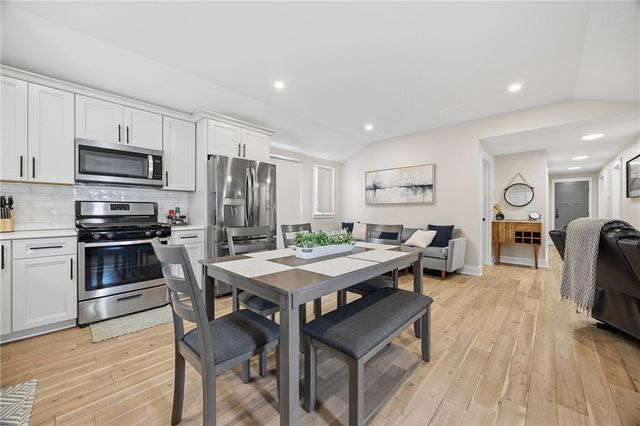 3603 Shoreline Dr, Livonia, NY 14487