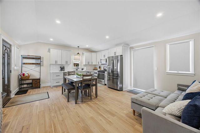 3603 Shoreline Dr, Livonia, NY 14487