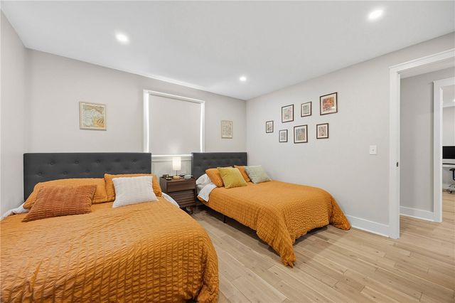 3603 Shoreline Dr, Livonia, NY 14487