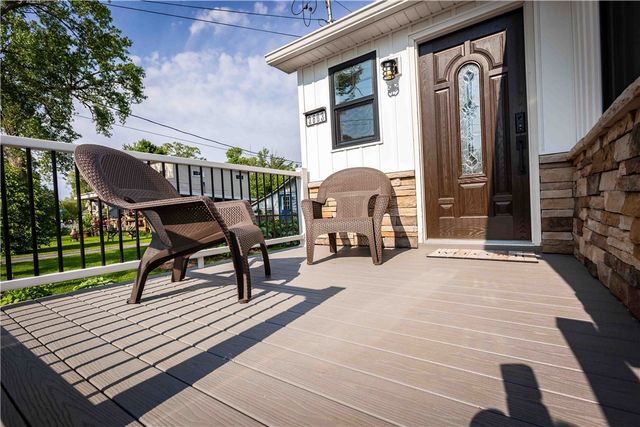 3603 Shoreline Dr, Livonia, NY 14487