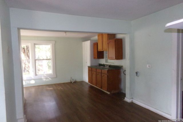 249 Jesse, San Antonio, TX 78237