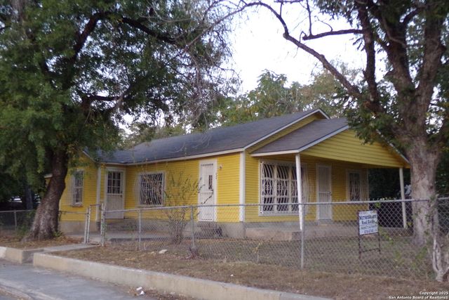 249 Jesse, San Antonio, TX 78237