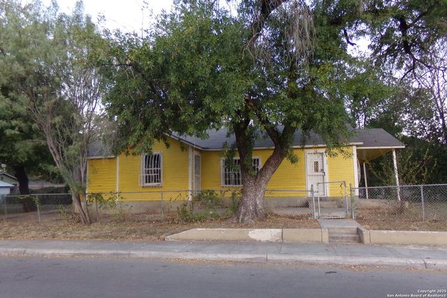 249 Jesse, San Antonio, TX 78237