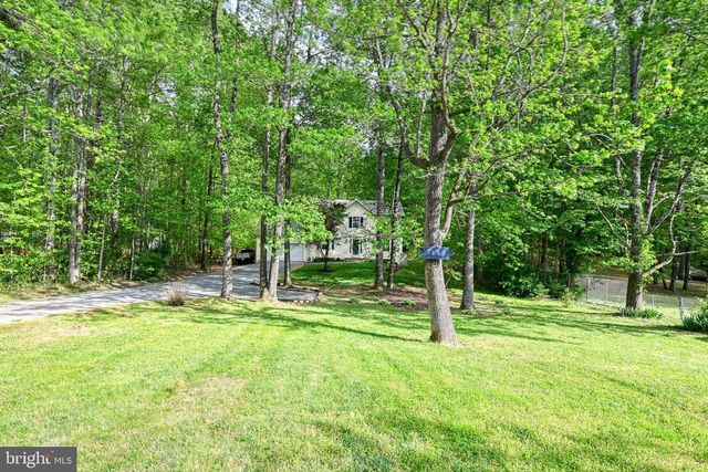 3605 BURTON RD, Bumpass, VA 23024