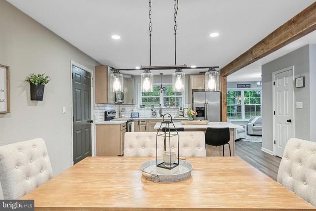 3605 BURTON RD, Bumpass, VA 23024