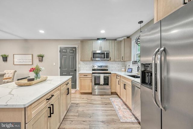 3605 BURTON RD, Bumpass, VA 23024