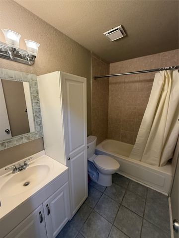 305 N Long Rifle Drive, Fort Worth, TX 76108