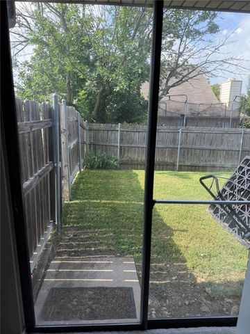 305 N Long Rifle Drive, Fort Worth, TX 76108