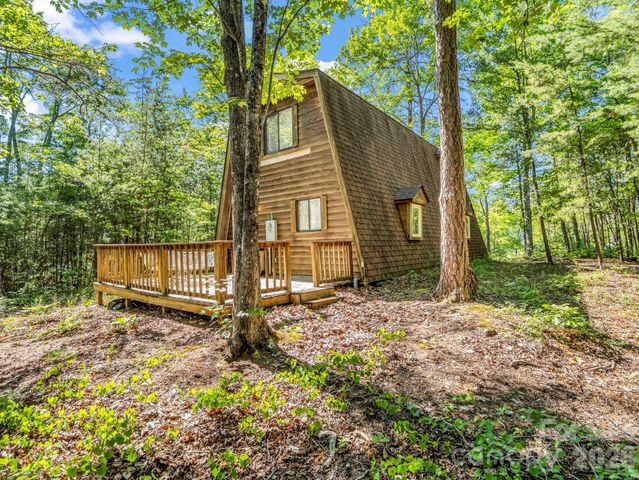 740 Justice Drive, Lake Lure, NC 28746