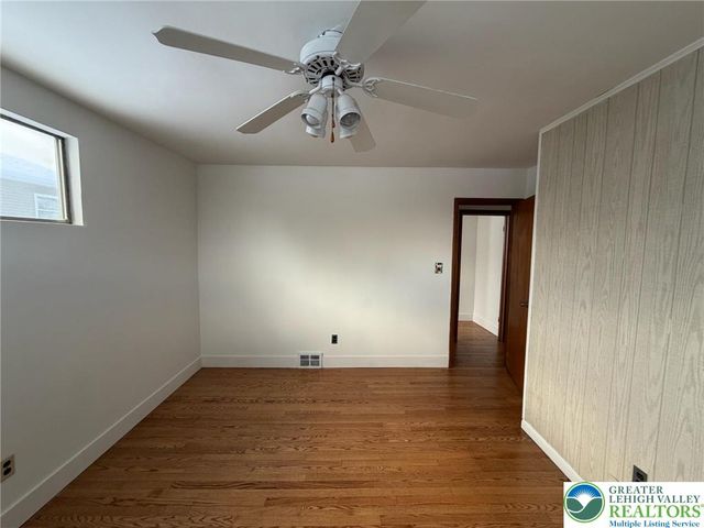 3305 Glen Avenue, Palmer Twp, PA 18045