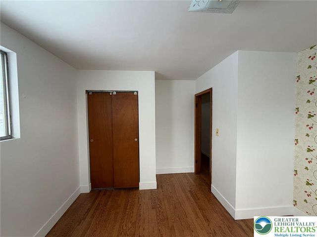 3305 Glen Avenue, Palmer Twp, PA 18045