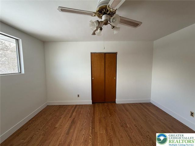 3305 Glen Avenue, Palmer Twp, PA 18045