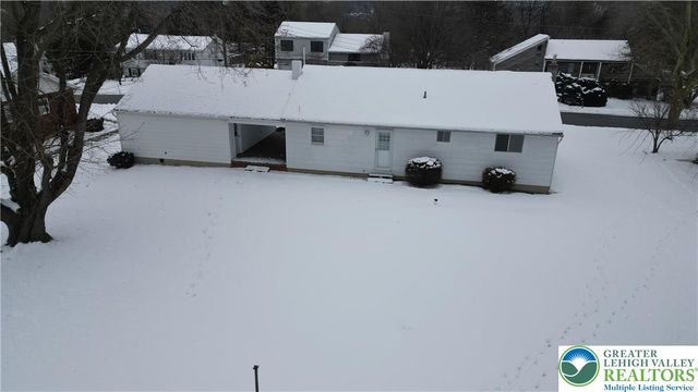 3305 Glen Avenue, Palmer Twp, PA 18045